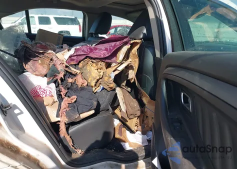 2010 Ford Taurus Sel z USA, uszkodzony, nr VIN 1FAHP2EW5AG142513